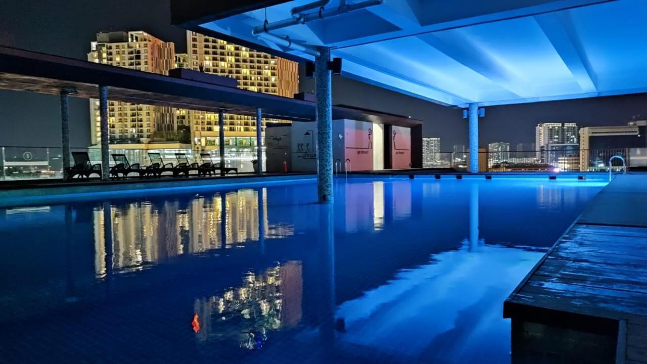 The Honeymoon Haven - 99 Residences Malacca Εξωτερικό φωτογραφία