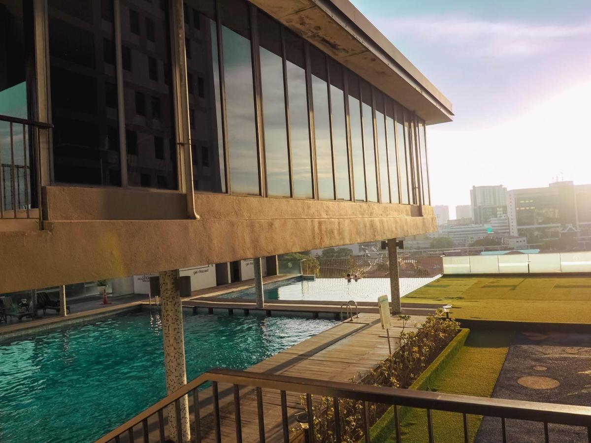The Honeymoon Haven - 99 Residences Malacca Εξωτερικό φωτογραφία